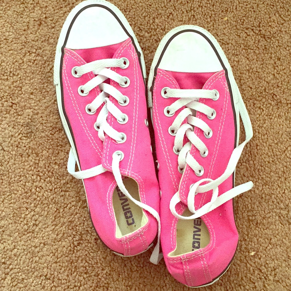 PINK CONVERSE